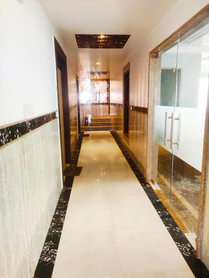 Hotel The Nilsa New Delhi Exterior photo